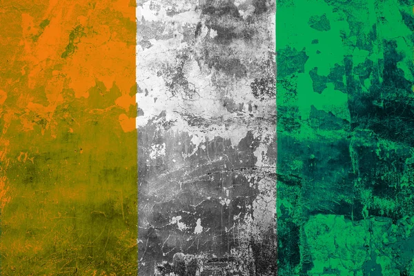 ธงชาต ของ Cote Ivoire บนพ นหล งของก าแพงเก ปกคล วยส — ภาพถ่ายสต็อก