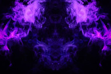 Fantezi elbise için baskı: t-shirtler, tişörtü. Kalın renkli duman mor, mavi renkler bir kafatası, canavar, dragon siyah Yalıtılmış zemin şeklinde duman. Vap duman arka plan