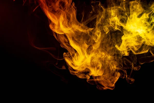 Φωτιά Φλόγες Φόντο Πολύχρωμο Φλογερό Καπνό Πάνω Μαύρο Φόντο Απομονωμένες — Φωτογραφία Αρχείου