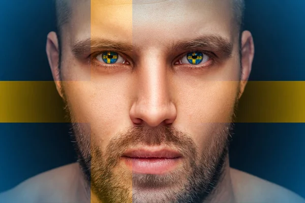 Retrato Joven Serio Cuyos Ojos Bandera Nacional Reflejada Suecia Sobre —  Fotos de Stock