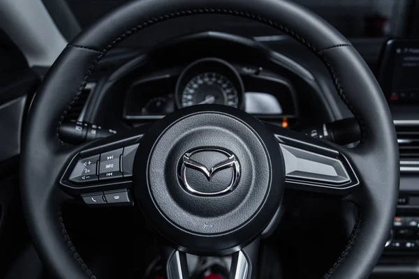 Novosibirsk Rusland November 2018 Mazda Close Van Het Dashboard Het — Stockfoto