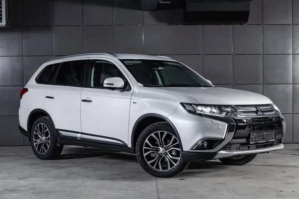 Novosibirsk Russia December 2018 Mitsubishi Outlander Front View Photography Modern — Stock Photo, Image