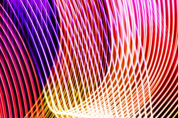 ピンク ストライプ 流線の水平および垂直方向の混乱と抽象的な背景は ポスター カバー コンセプト デザイン バナー広告 プレゼンテーションのグリッチ効果背景 — ストック写真