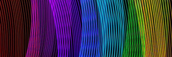 抽象的な虹ネオン輝く交差ライン パターン カラフルなネオン輝く光形の暗い背景 — ストック写真