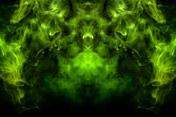 Dichter Mehrfarbiger Rauch Grüner Farben Form Eines Totenkopfes Monsters Drachen — Stockfoto