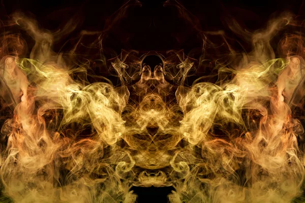 Dichter Bunter Rauch Aus Gelb Und Orange Form Eines Totenkopfes — Stockfoto