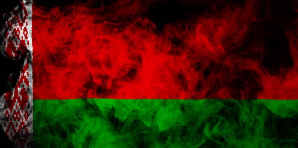 Государственный Флаг Беларуси Густого Цветного Дыма Черном Изолированном Фоне — стоковое фото