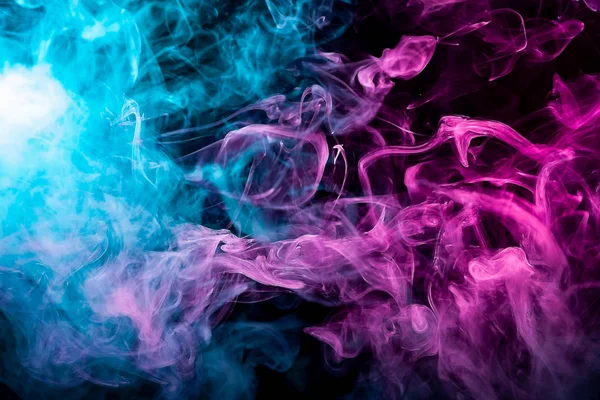 Humo Rosa Azul Sobre Fondo Negro — Foto de Stock