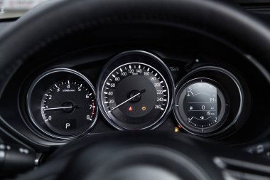 Novosibirsk, Rusya - 25 Ocak 2019: Mazda Cx-5, pano close-up. Fotoğraf üzerinde bir park Novosibirs içinde modern bir araba