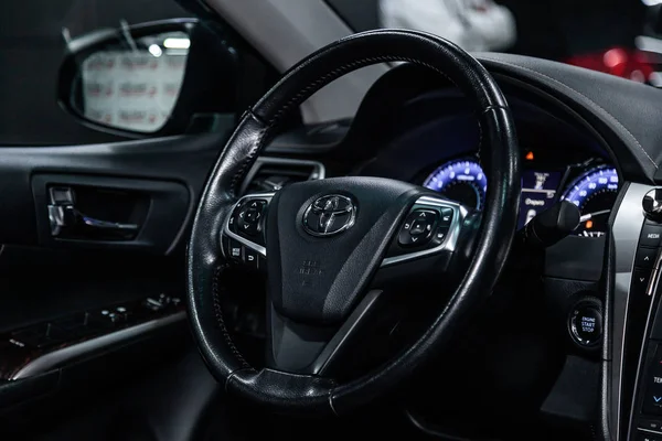 Novosibirsk Rusia Januari 2019 Toyota Camry Close Dashboard Dan Kemudi — Stok Foto