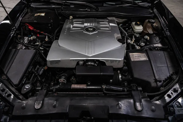 Новосибірськ Росія Лютого 2019 Cadillac Cts Закри Двигуна Передня Зору — стокове фото