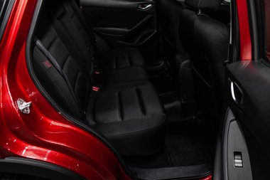 Novosibirsk, Rusya - 01 Şubat 2019: Mazda Cx-5, arka koltuklar close-up. Fotoğraf üzerinde bir park Novosibirs içinde modern bir araba