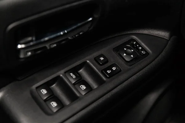 Novosibirsk Rusia Febrero 2019 Mitsubishi Outlander Close Side Door Buttons — Foto de Stock