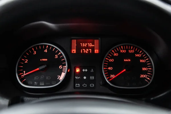 Novosibirsk Russia February 2019 Renault Duster Close Dashboard Speedometer Tachometer — Stock Photo, Image