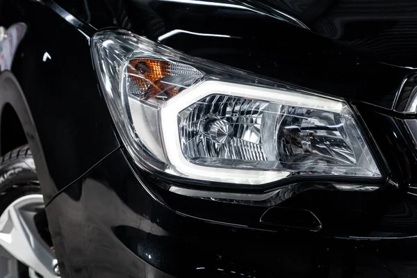 Nowosybirsk Rosja Lutego 2019 Subaru Forester Zbliżenie Reflektory Fotografia Nowoczesny — Zdjęcie stockowe