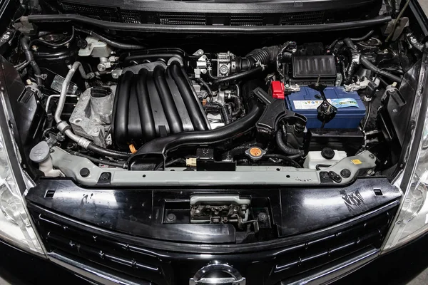 Novossibirsk Russie Février 2019 Nissan Note Gros Plan Moteur Vue — Photo