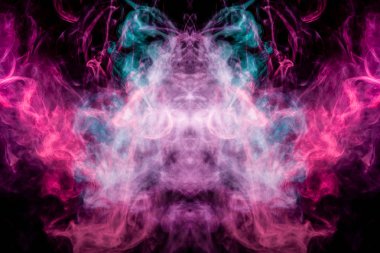 Mavi ve pembe bir kafatası, canavar, dragon siyah Yalıtılmış zemin şeklinde kalın renkli duman. Vape duman kökenli. MoCap cool t-shirt için