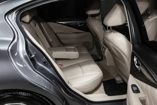 Infiniti Q50 S 3 0 Rot Sport 400 2017 Interieur