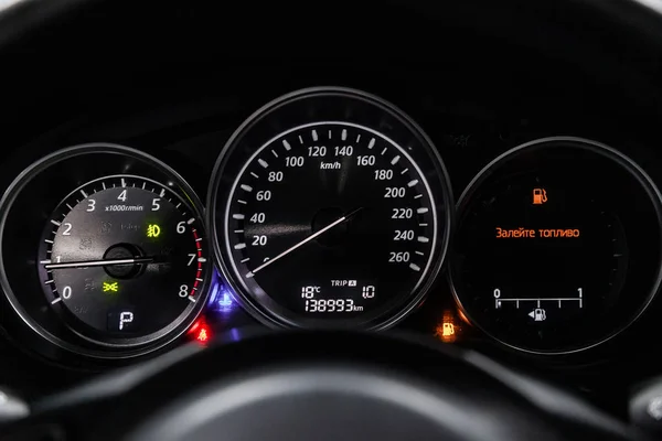 Одесса Російська Федерація Лютого 2019 Mazda Закри Dashboard Спідометра Тахометра — стокове фото