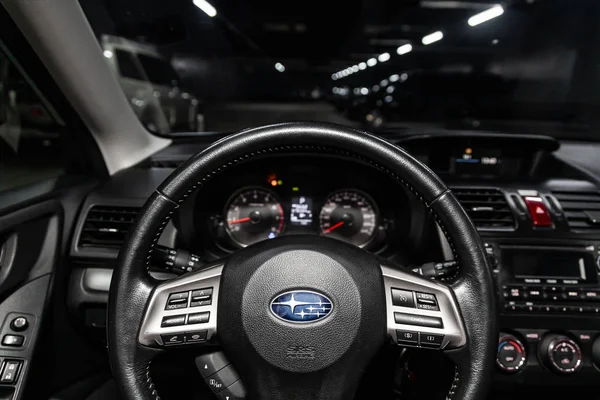 Novosibirsk Ryssland Februari 2019 Subaru Forester Close Instrumentpanelen Hastighetsmätare Varvräknare — Stockfoto