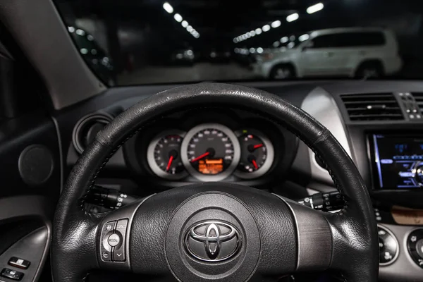 Nowosybirsk Rosja Lutego 2019 Toyota Rav Szczelnie Góry Pulpitu Nawigacyjnego — Zdjęcie stockowe