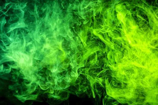 Зеленая Бомба Дым Черной Изолированной Backgroun — стоковое фото