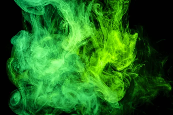 Zelená Kouře Černé Poza — Stock fotografie