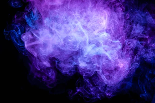 Espeso Humo Color Azul Púrpura Sobre Fondo Negro Aislado Fondo — Foto de Stock