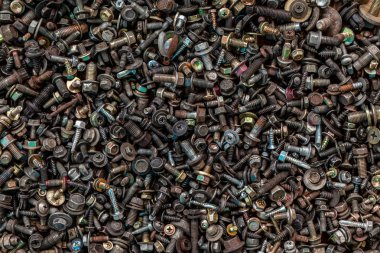 Düz metal bağlayıcılar: Vinitikler, vidalar, fındıklar, çiviler, değiştirilebilir kafalar, üst görüş. Marangozun Marangoz Aletleri