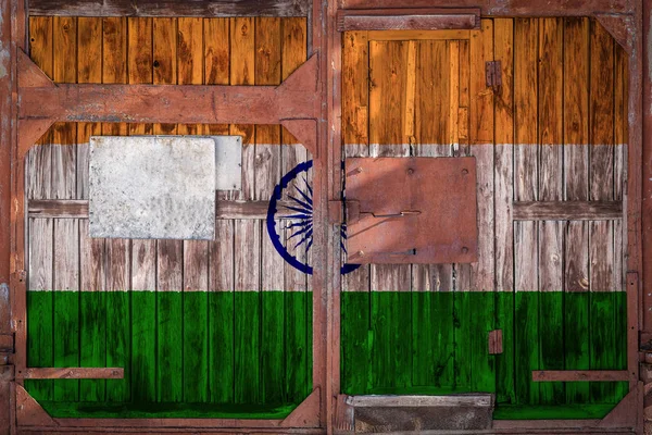 Close Van Oude Magazijn Poort Met Nationale Vlag Van India — Stockfoto