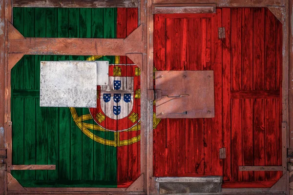 Close Antigo Portão Armazém Com Bandeira Nacional Portugal Conceito Exportação — Fotografia de Stock