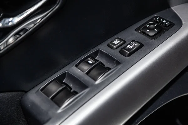 Novosibirsk Rusia Marzo 2019 Mitsubishi Outlander Close Side Door Buttons — Foto de Stock