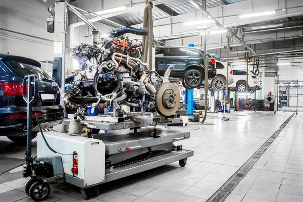 Motor Automatlåda Och Chassi Bilen Elektron Pneumatisk Vagn Bakgrunden Workshop — Stockfoto