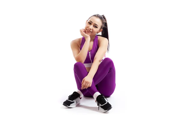 Young Woman Coach Sporty Short Top Gym Leggings Smiles Posing — Stock Photo, Image