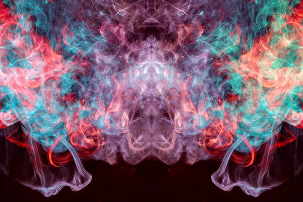 Nuvem Vermelha Azul Fumaça Fundo Isolado Preto Forma Crânio Monstro — Fotografia de Stock