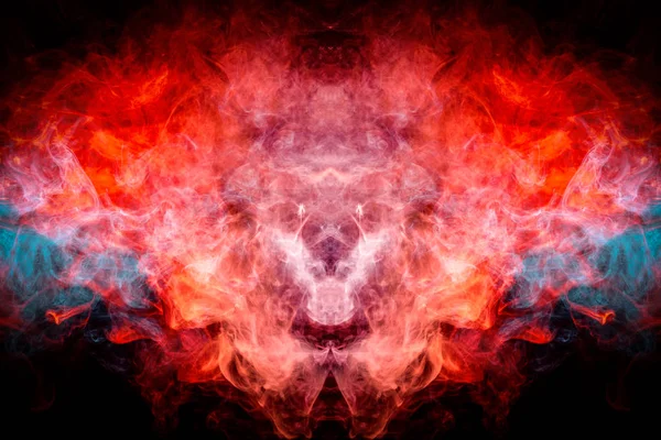 Dichter Mehrfarbiger Rauch Blauer Und Roter Farben Form Eines Totenkopfes — Stockfoto