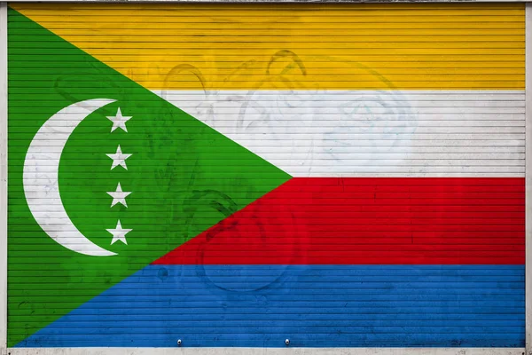 Gros Plan Vieux Mur Métallique Avec Drapeau National Des Comores — Photo