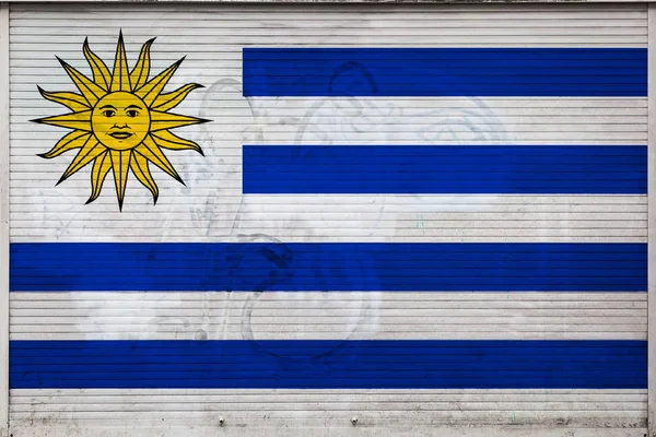 Primer Plano Pared Metálica Vieja Con Bandera Nacional Uruguay Concepto — Foto de Stock