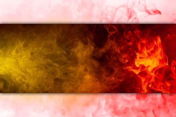 Közelről Kavargó Sárga Narancs Füst Fekete Iand Fehér Solated Háttérképet — Stock Fotó