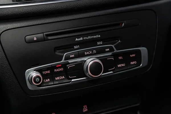 Novosibirsk Russia May 2019 Audi Close Dashboard Radio Player Photography — Stock Photo, Image