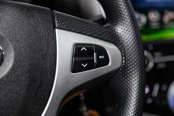노보시비르스크 러시아 2019년 10일 X60 버튼이 멀티휠 클로즈업 노보시비르의 주차장에서 — 스톡 사진