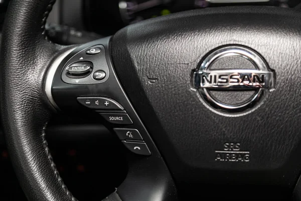 Nowosybirsk Rosja Maja 2019 Nissan Pathfinder Zbliżenie Multiwheel Przyciskami Ustawień — Zdjęcie stockowe