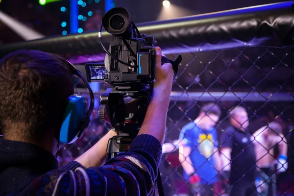 Operator Shoots Video Sporting Event Professional Video Technician Work Videographer — Stock Photo, Image