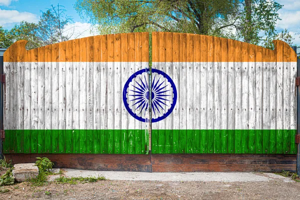 Close National Flag India Wooden Gate Entrance Closed Territory Summer — Stock Photo, Image