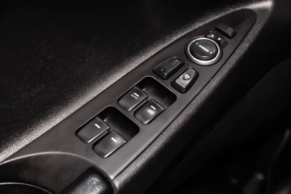 Novosibirsk Rusia Junio 2019 Hyundai Sonata Close Side Door Buttons —  Fotos de Stock