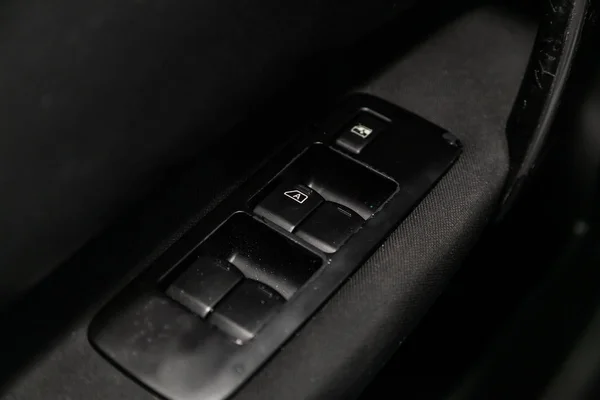 Novosibirsk Rusia Julio 2019 Nissan Quashqai Close Side Door Buttons —  Fotos de Stock