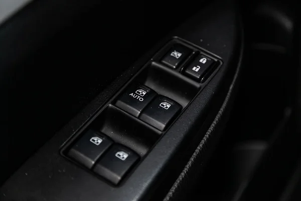 Novosibirsk Rusia Julio 2019 Subaru Outback Close Side Door Buttons — Foto de Stock