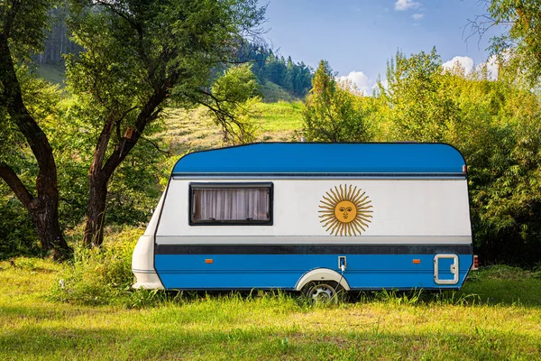 Reboque Carro Motor Home Pintado Bandeira Nacional Argentina Está Estacionado — Fotografia de Stock