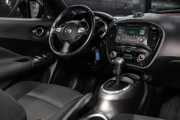 Новосибирск Россия Июля 2019 Nissan Juke Крупный План Приборной Панели — стоковое фото