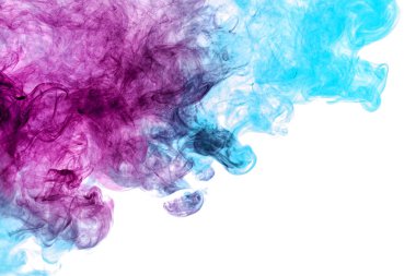 Patlama dondurulmuş soyut hareket beyaz arka planda birden fazla mavi ve pembe renkler duman. VAP duman arka plan